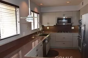 2621 E 20th St, Signal Hill, CA 90755 - Photo 4