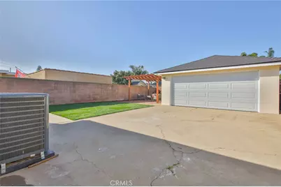 12035 Ramona, Hawthorne, CA 90250 - Photo 32