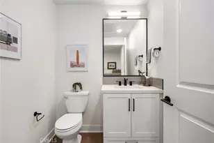 414 Main St, Huntington Beach, CA 92648 - Photo 32