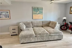 16255 Pacific Cir, Huntington Beach, CA 92649 - Photo 24