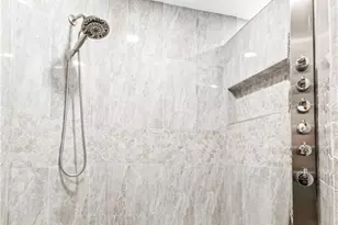 16255 Pacific Cir, Huntington Beach, CA 92649 - Photo 14