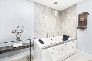 16255 Pacific Cir, Huntington Beach, CA 92649 - Photo 20