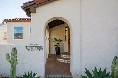 2014 W 84th Street, Los Angeles, CA 90047 - Photo 2