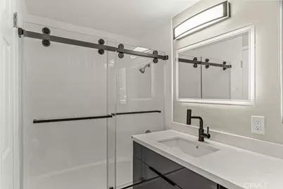 401 W 5th Street #3B, Long Beach, CA 90802 - Photo 24