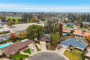 2404 Prestwick Ct, Bakersfield, CA 93309 - Photo 38