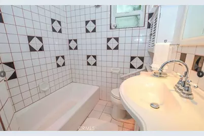 634 E Kingsley, Pomona, CA 91767 - Photo 8