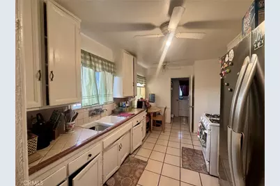 1413 Highland, Santa Ana, CA 92703 - Photo 6