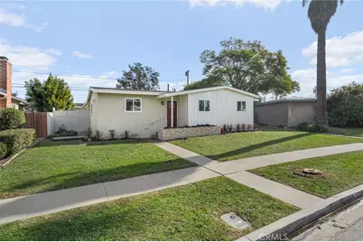 2306 Carfax, Long Beach, CA 90815 - Photo 2