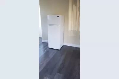 1742 W 82nd, Los Angeles, CA 90047 - Photo 32