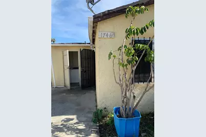 1742 W 82nd, Los Angeles, CA 90047 - Photo 2