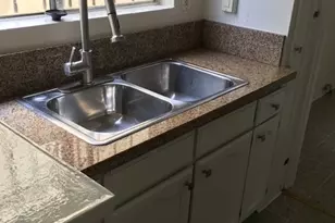 1742 W 82nd, Los Angeles, CA 90047 - Photo 12