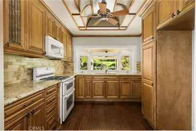 23742 Via Navarra, Mission Viejo, CA 92691 - Photo 12