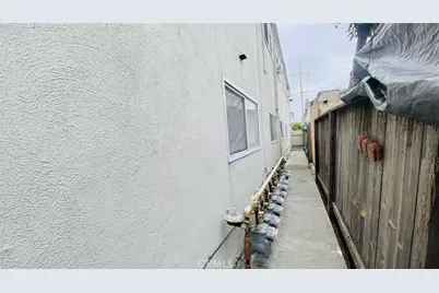 1083 Gaviota Avenue, Long Beach, CA 90813 - Photo 30