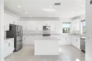 201 Mountain Sage, Lake Forest, CA 92610 - Photo 12
