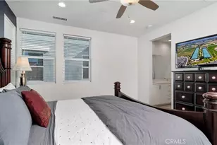 125 Allusion, Irvine, CA 92618 - Photo 14