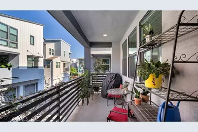 125 Allusion, Irvine, CA 92618 - Photo 28