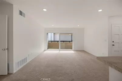 2521 W Sunflower Avenue #R8, Santa Ana, CA 92704 - Photo 4