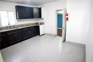 1102 W 53rd St, Los Angeles, CA 90037 - Photo 20