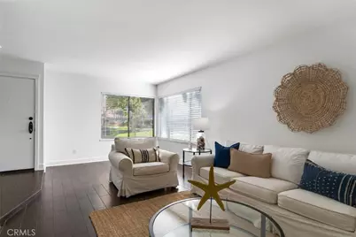 1517 Camelot, Corona, CA 92882 - Photo 2