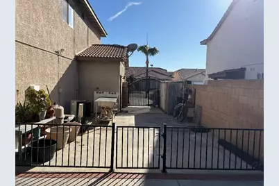 14610 Arizona Street, Fontana, CA 92336 - Photo 56