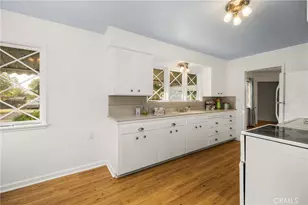 527 N Park Ln, Orange, CA 92867 - Photo 12