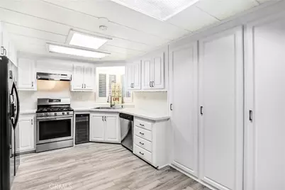 28771 Via Estrella, Murrieta, CA 92563 - Photo 8