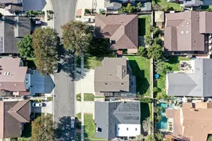 2301 W Manly, Santa Ana, CA 92704 - Photo 68