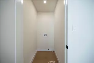 5104 8th Ave, Los Angeles, CA 90043 - Photo 32