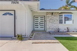 19691 Canberra Ln, Huntington Beach, CA 92646 - Photo 6