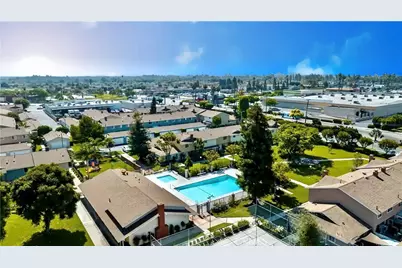 15916 Sterling Court, Fountain Valley, CA 92708 - Photo 28