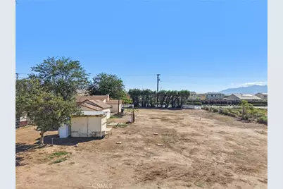 11285 Cherry Avenue, Cherry Valley, CA 92223 - Photo 36