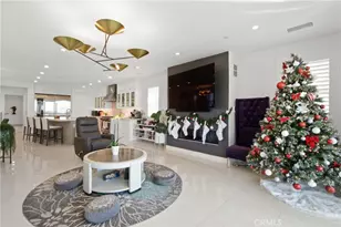 208 Ocean Pl, Seal Beach, CA 90740 - Photo 40