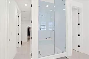 208 Ocean Pl, Seal Beach, CA 90740 - Photo 54