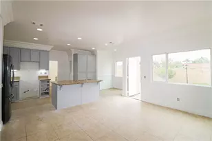 18215 Grove Pl, Fontana, CA 92336 - Photo 12