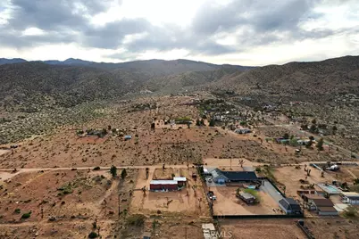2995 Ox Yoke, Pioneertown, CA 92268 - Photo 4