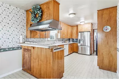 12823 Barlin Avenue, Downey, CA 90242 - Photo 16