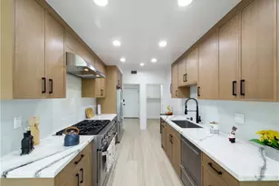 1944 Glendon, Los Angeles, CA 90025 - Photo 36