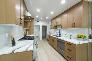 1944 Glendon, Los Angeles, CA 90025 - Photo 28