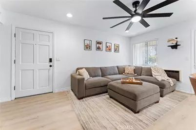 660 S Glassell Street #14, Orange, CA 92866 - Photo 4