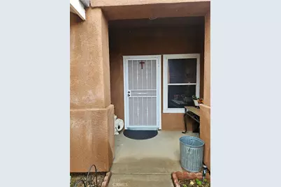 13681 W Nolina, Hesperia, CA 92344 - Photo 2