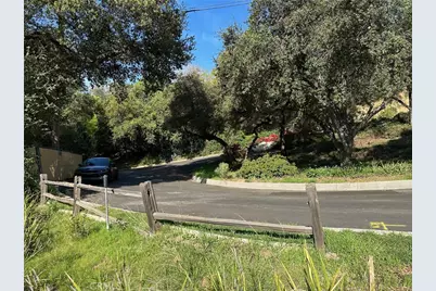 976 Ridgeside, Monrovia, CA 91016 - Photo 2