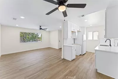 1382 Via Santiago, Corona, CA 92882 - Photo 4