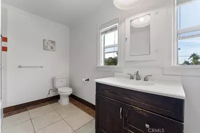 901 Westchester Place, Los Angeles, CA 90019 - Photo 28