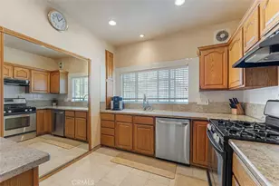 901 Westchester Pl, Los Angeles, CA 90019 - Photo 10