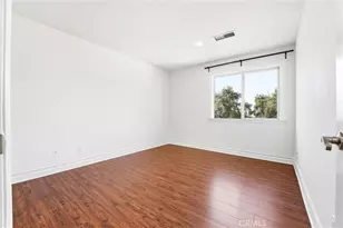 7006 Valmont, Tujunga, CA 91042 - Photo 24