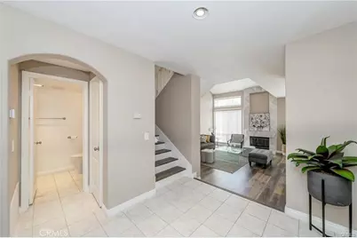 641 Wakefield Court #102, Long Beach, CA 90803 - Photo 14