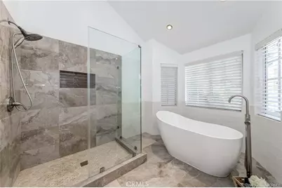 641 Wakefield Court #102, Long Beach, CA 90803 - Photo 22