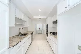 641 Wakefield Ct, Long Beach, CA 90803 - Photo 10
