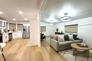 19361 Brookhurst, Huntington Beach, CA 92646 - Photo 8