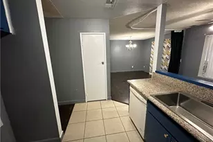 165 Racquet Club Dr, Compton, CA 90220 - Photo 16